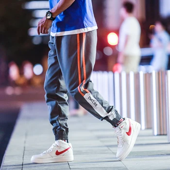 YASUGUOJI Hip Hop Joggeri Bărbați Moda Streetwear Partea cu Dungi Mozaic Pantaloni Harem de Bărbați Talie Elastic Glezna Banded Pantaloni pentru Bărbați